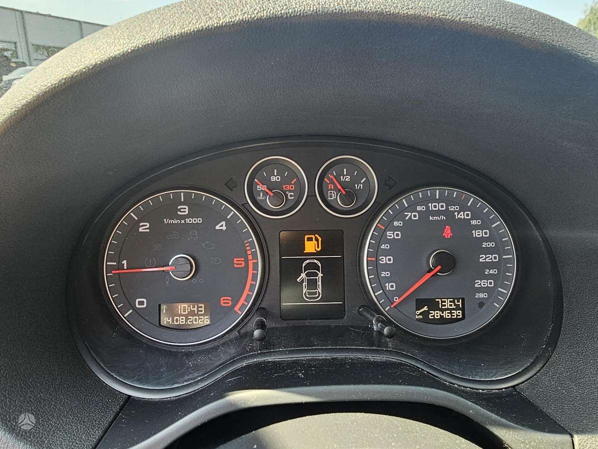 Audi A3, 1.6 l., Хэтчбек