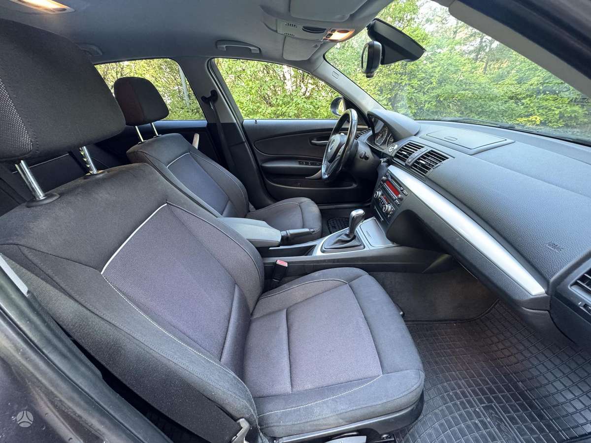 BMW 120, 2.0 l., hatchback