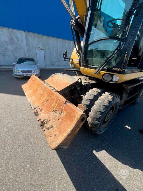 Caterpillar CAT315D, excavator