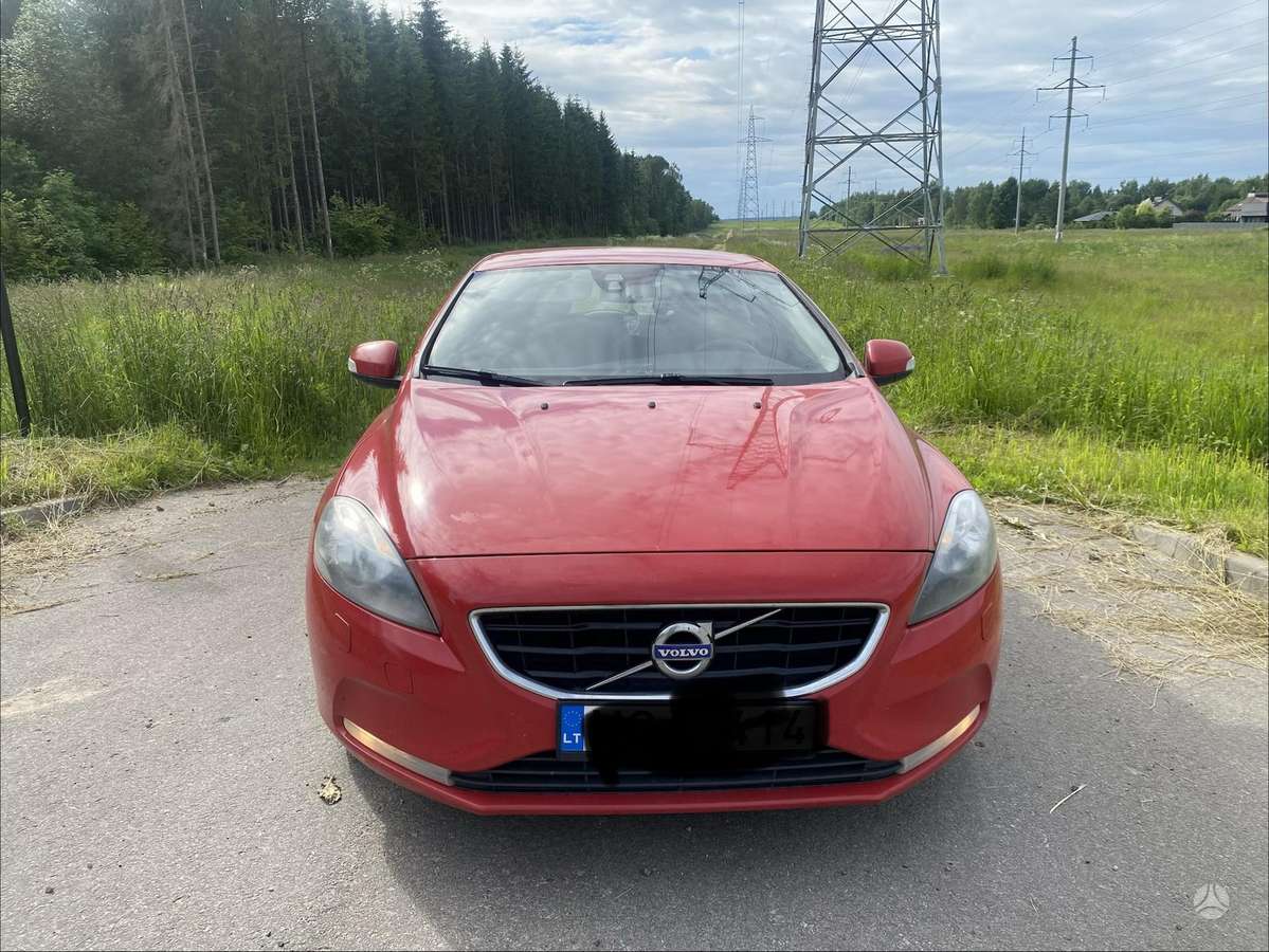 Volvo V40, 2.0 l., hatchback