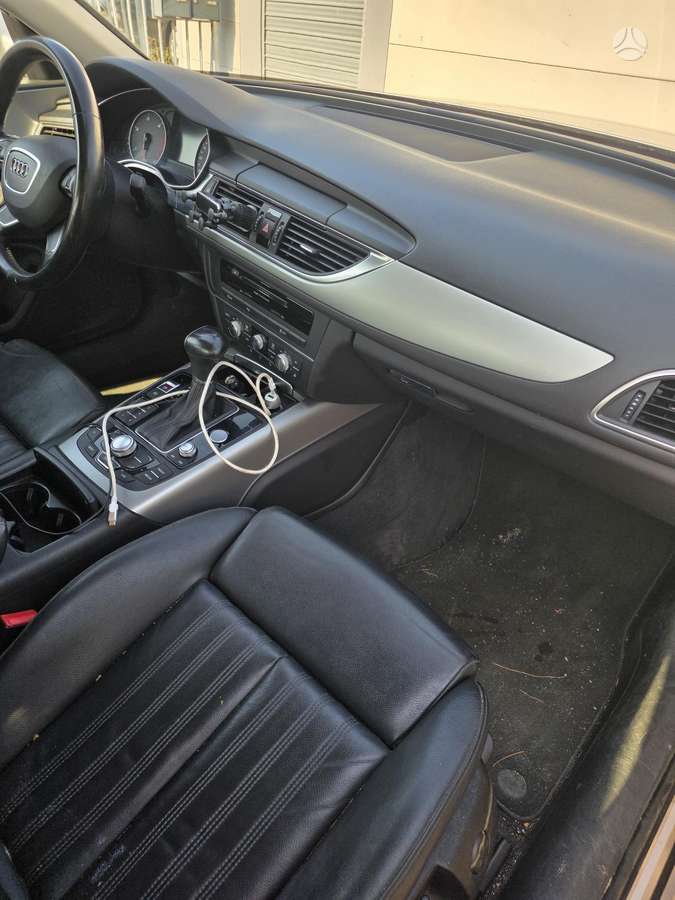 Audi A6, 3.0 l., Седан