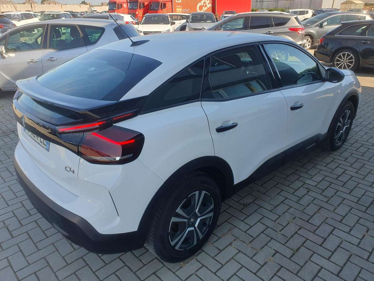 Citroen C4, 1.5 l., hatchback