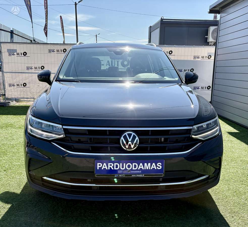 Volkswagen Tiguan - 2