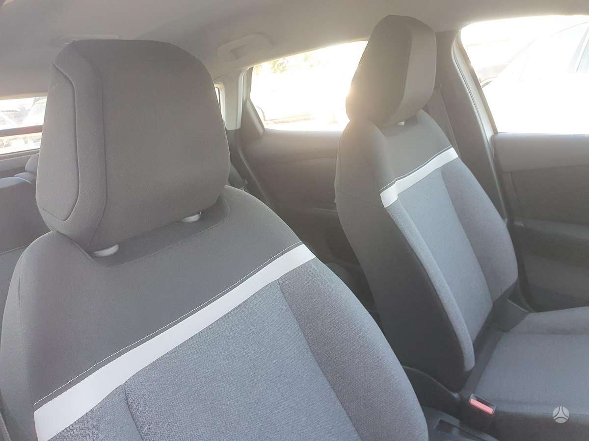 Citroen C4, 1.5 l., hatchback
