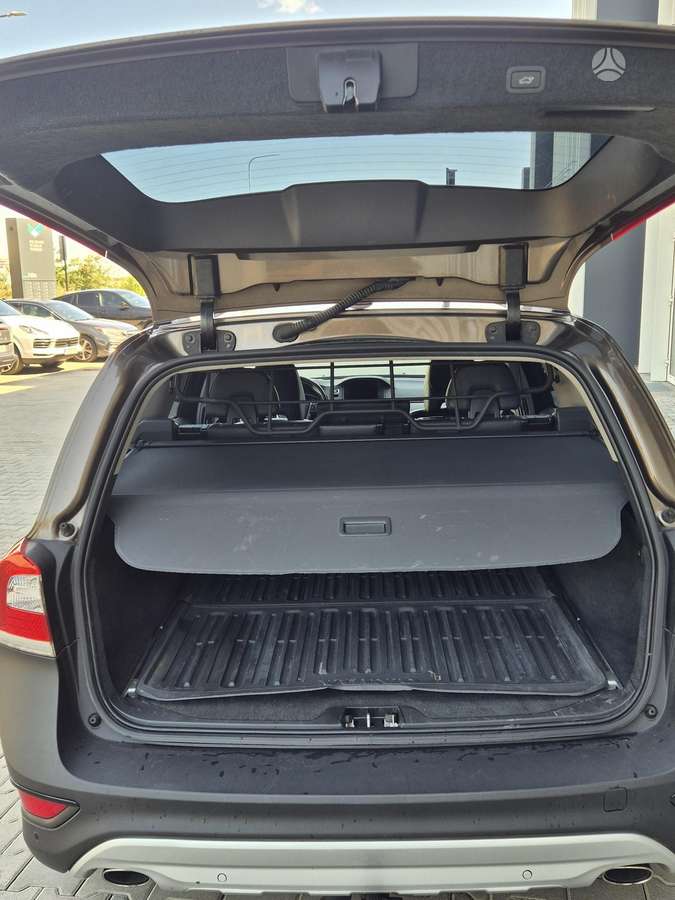 Volvo XC70, 2.0 l., wagon