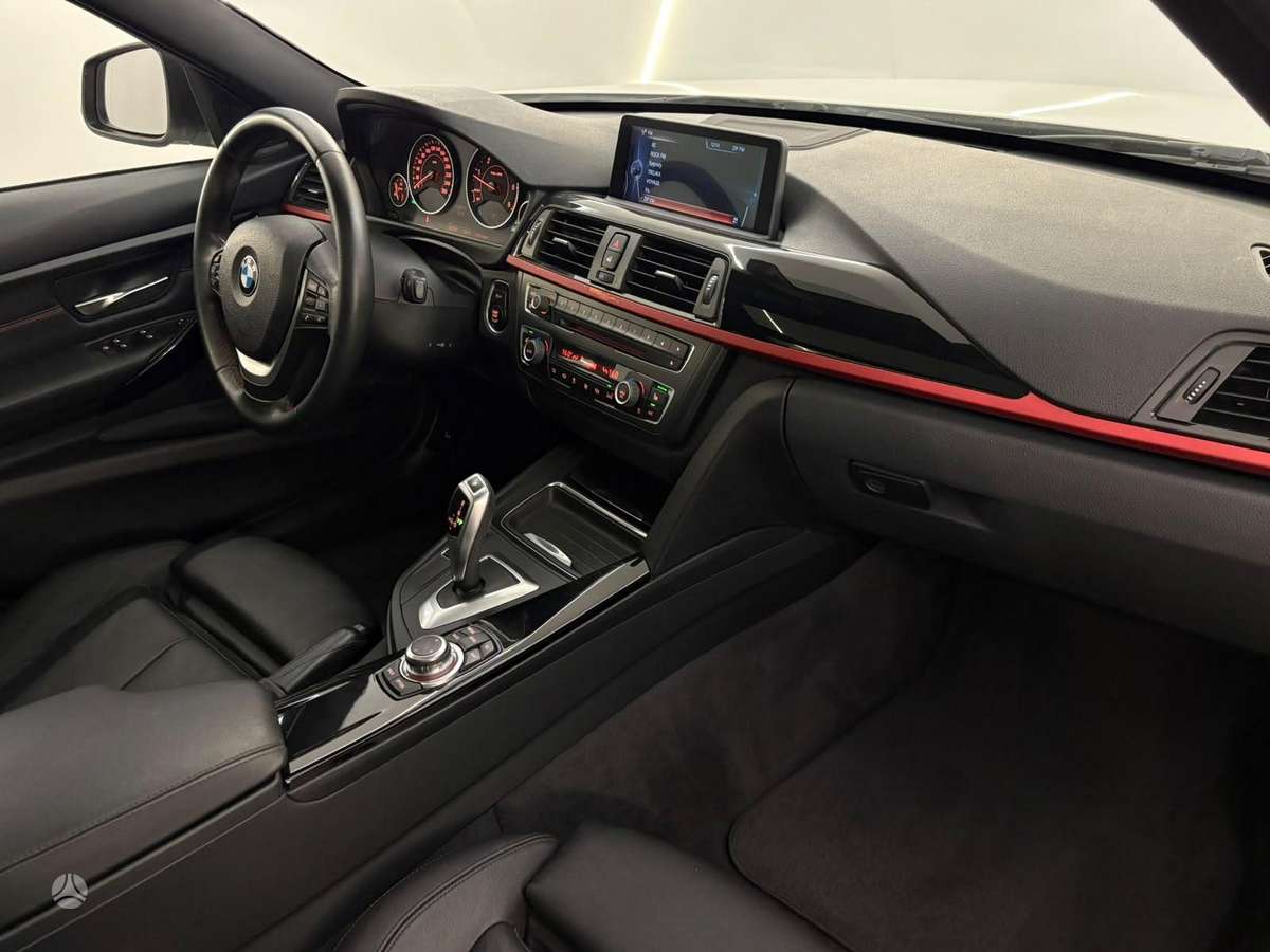 BMW 320, 2.0 l., wagon
