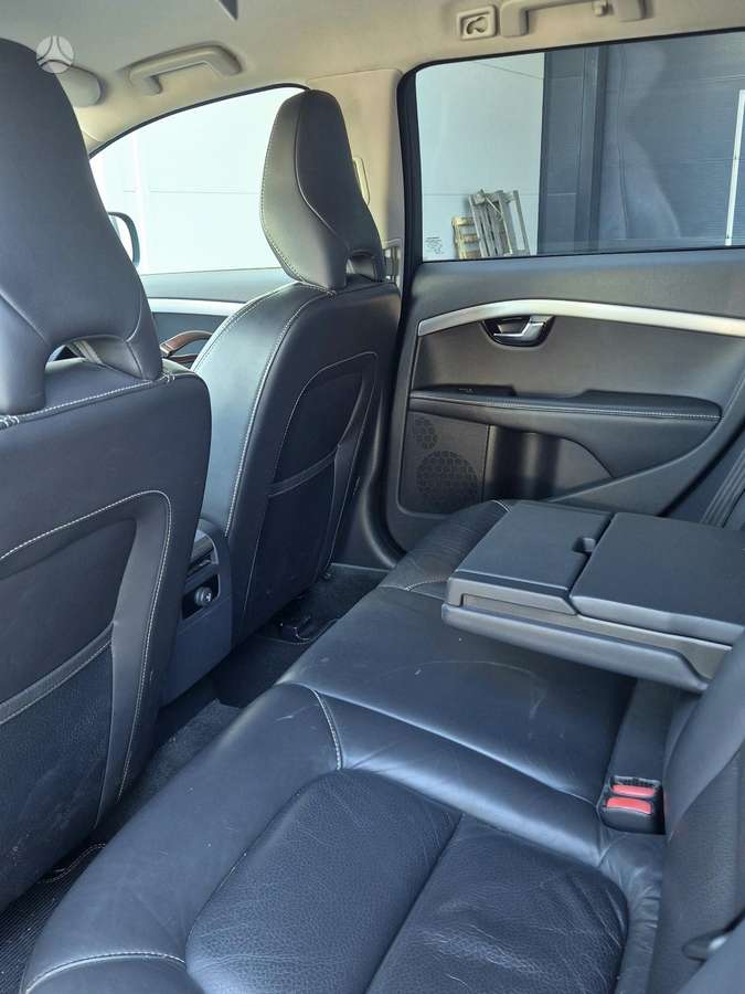 Volvo XC70, 2.0 l., wagon