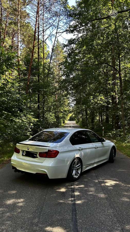 BMW 318, 2.0 l., Седан