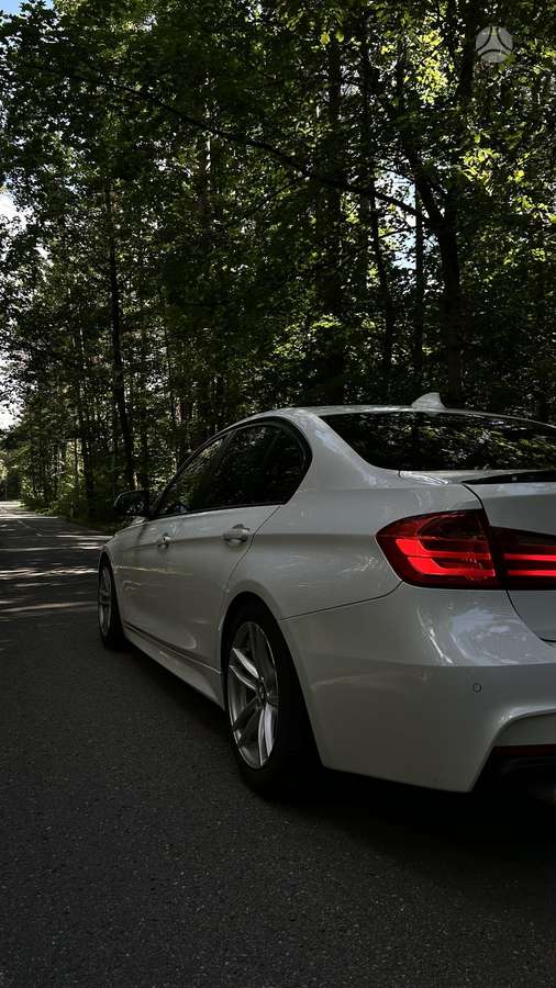 BMW 318, 2.0 l., Седан
