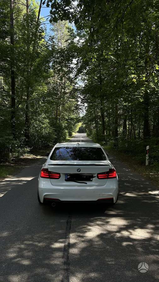 BMW 318, 2.0 l., Седан