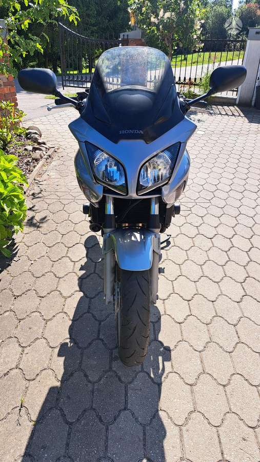 Honda CBF 1000cc, street / классические