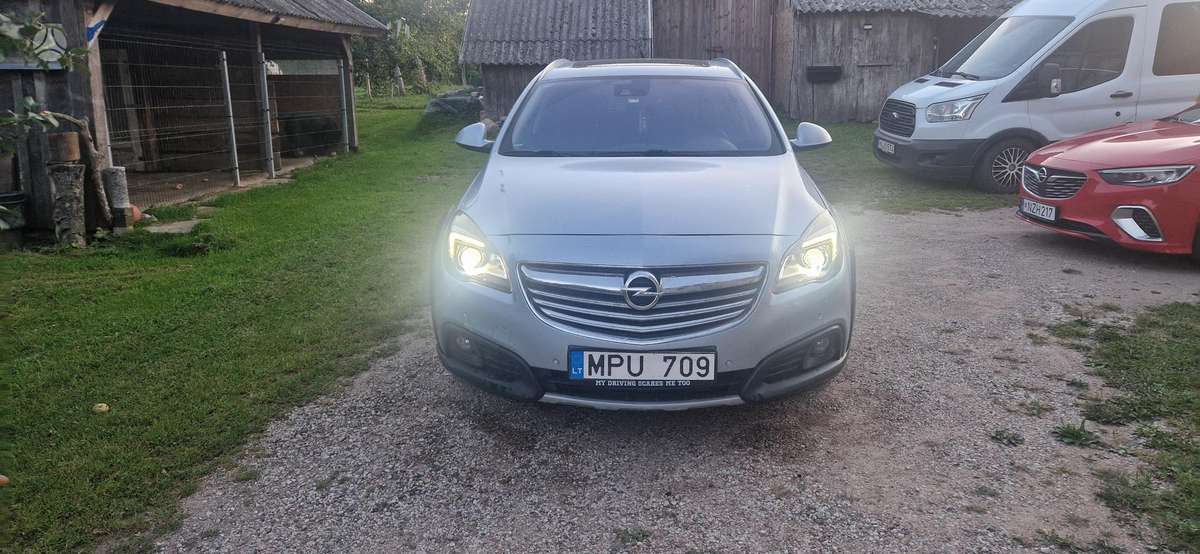 Opel Insignia, 2.0 l., Универсал