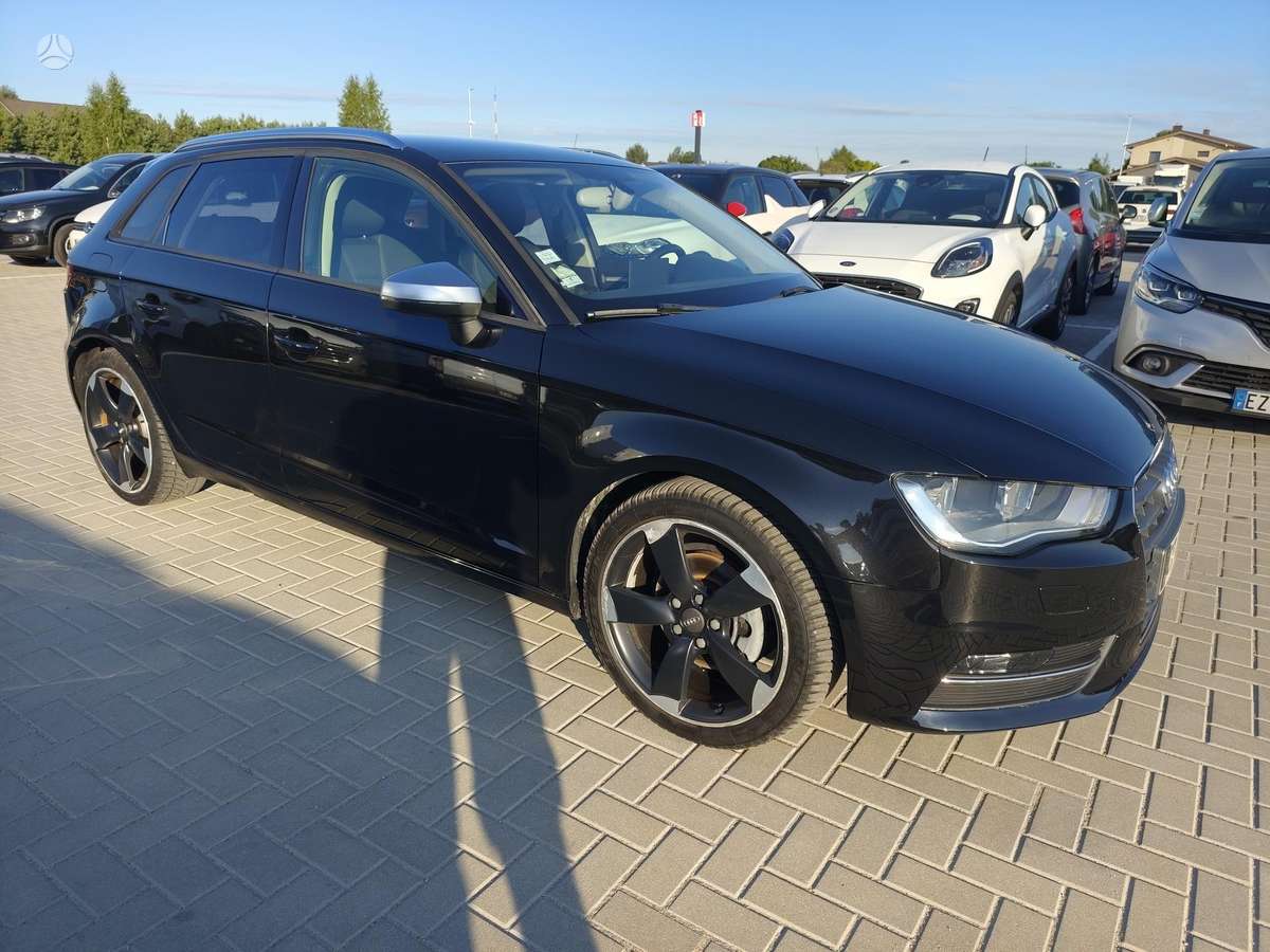 Audi A3, 1.6 l., hatchback