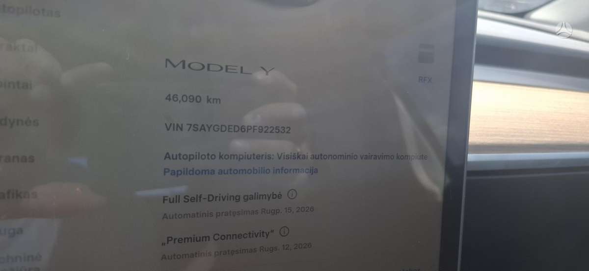 Tesla Model Y, 75 kWh, off-road / crossover