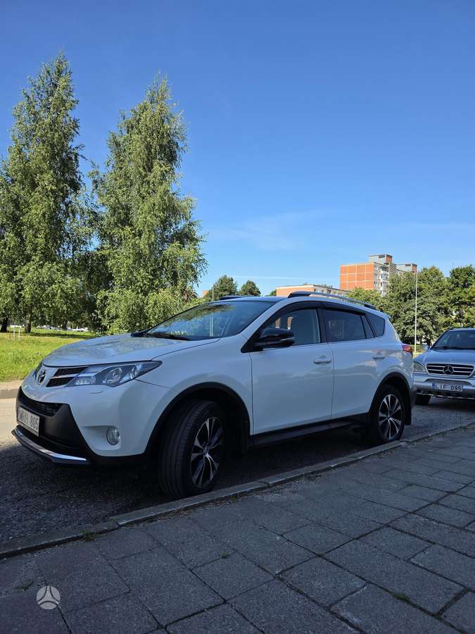 Toyota RAV4 - 3