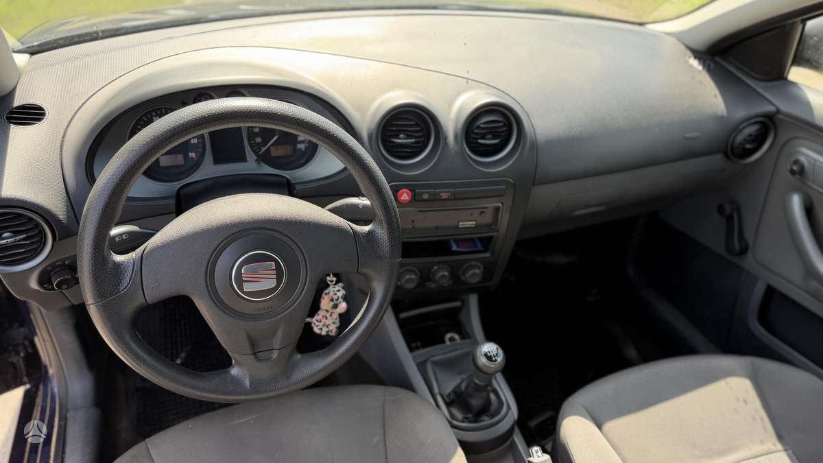 SEAT Cordoba - 10