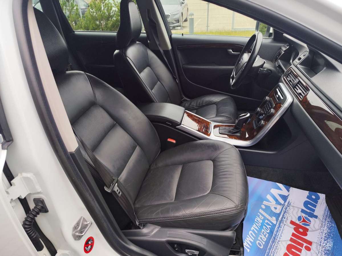 Volvo XC70, 3.0 l., Универсал