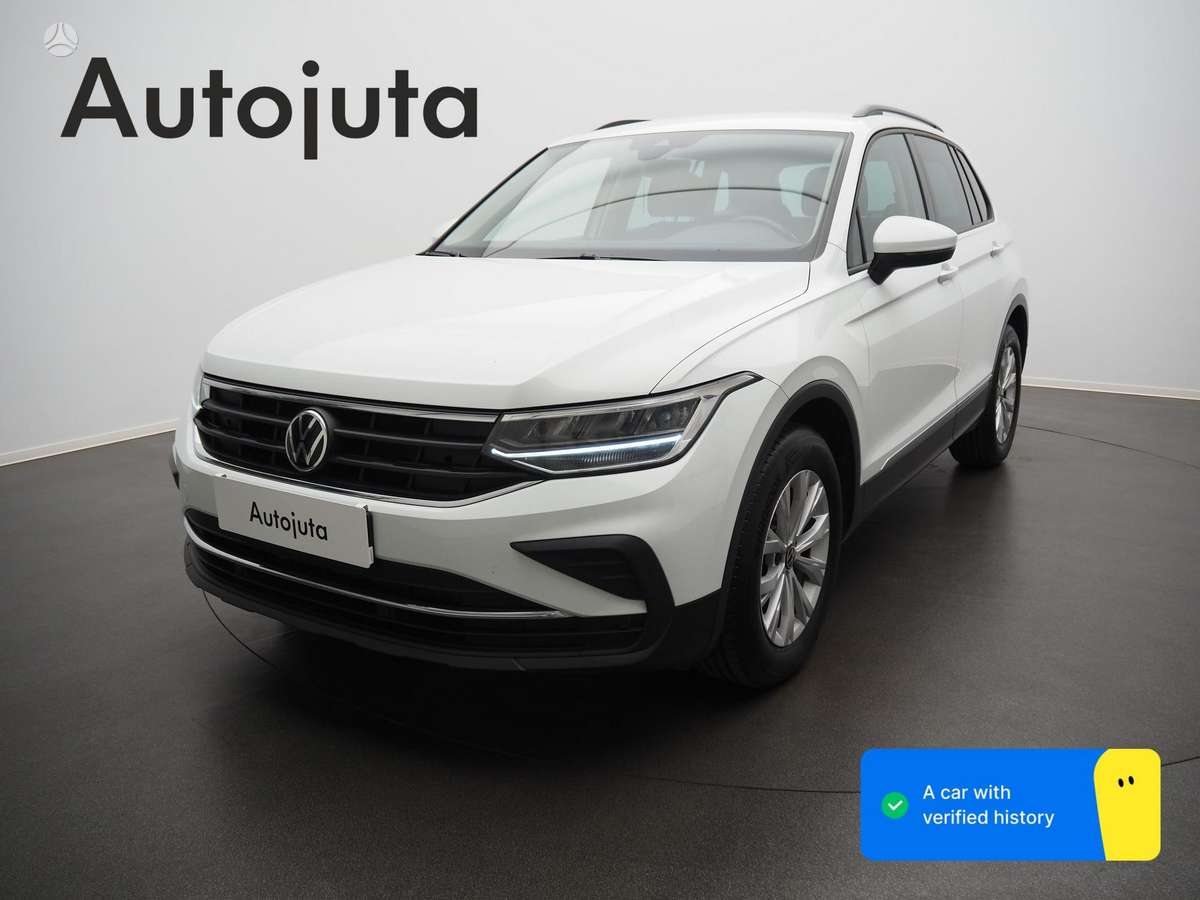 Volkswagen Tiguan - 1