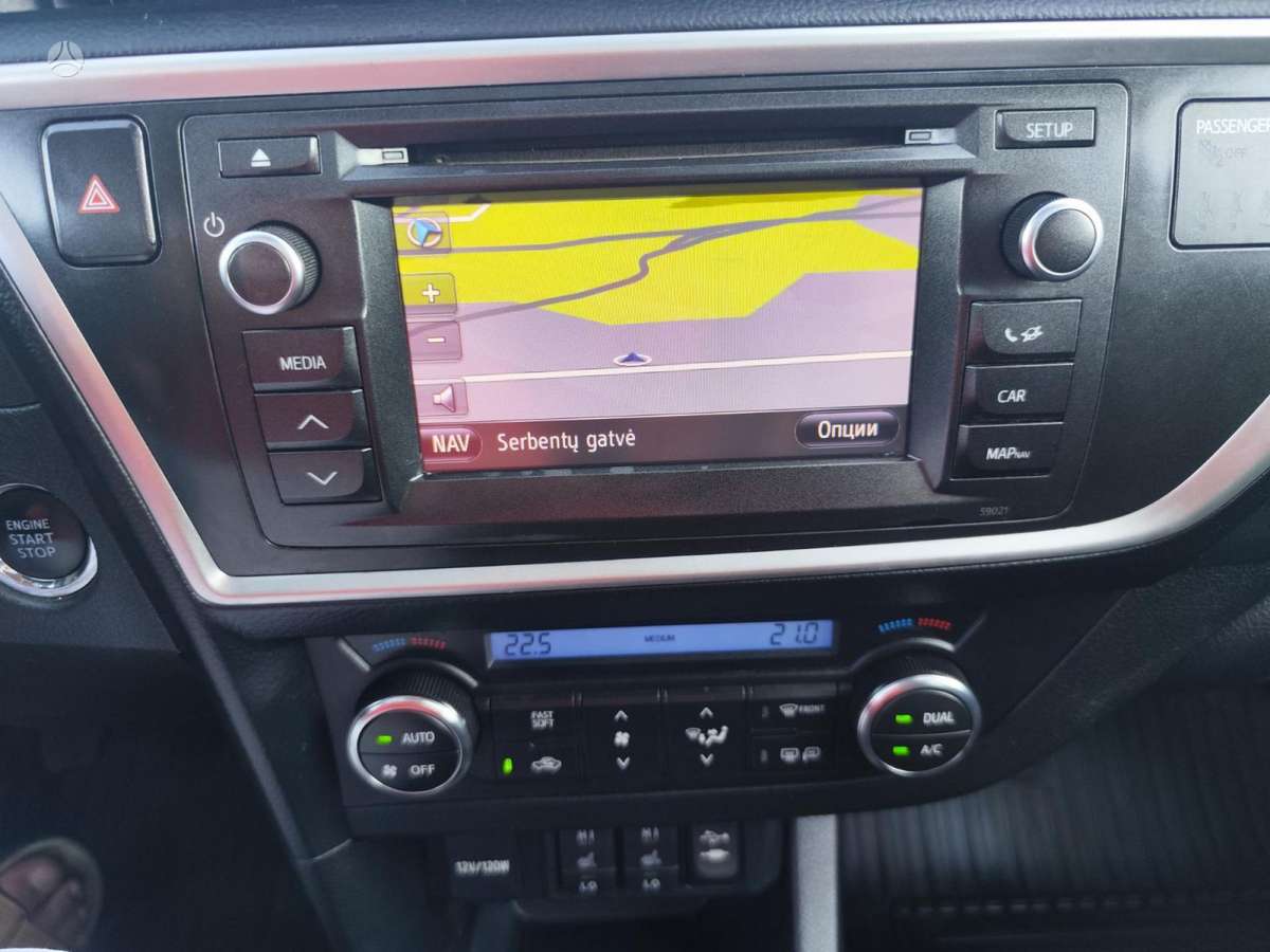 Toyota Auris, 2.0 l., hatchback
