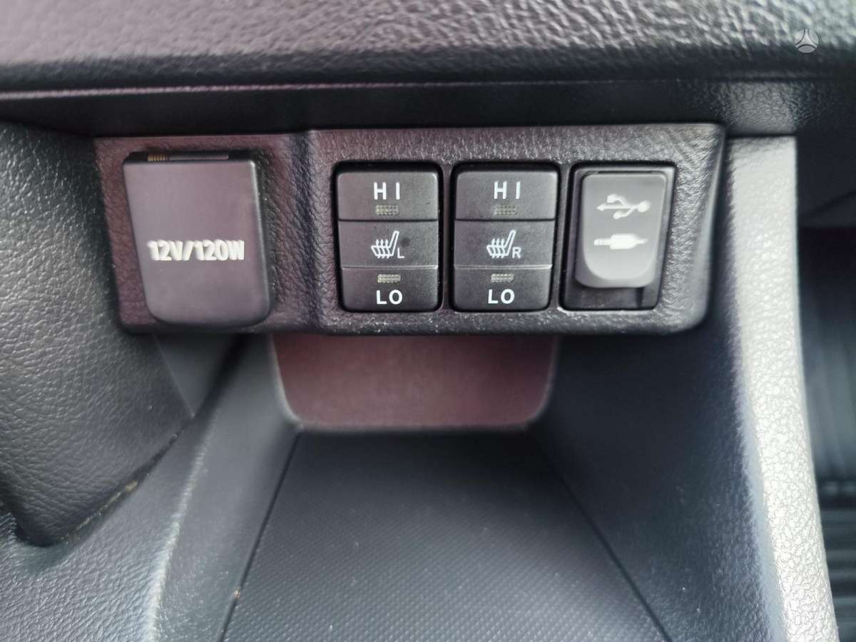 Toyota Auris, 2.0 l., hatchback