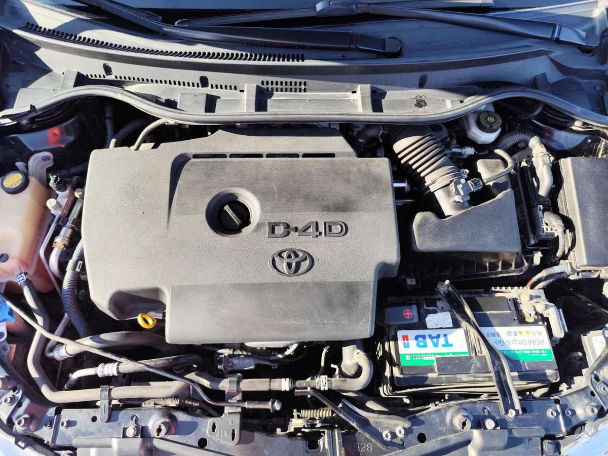 Toyota Auris, 2.0 l., hatchback