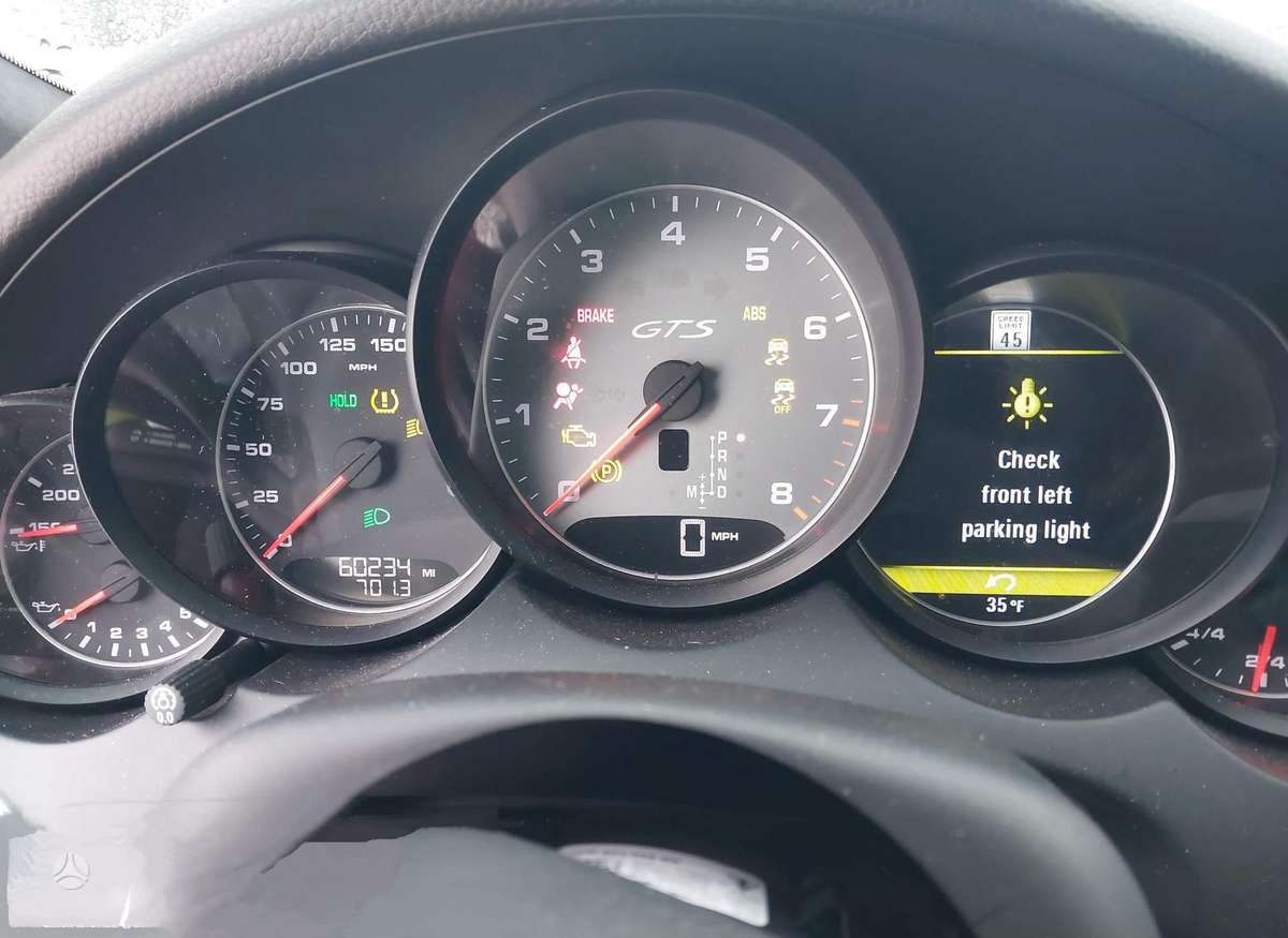Porsche Cayenne - 7