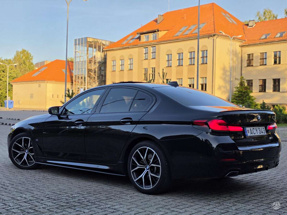 BMW 520, 2.0 l., Седан