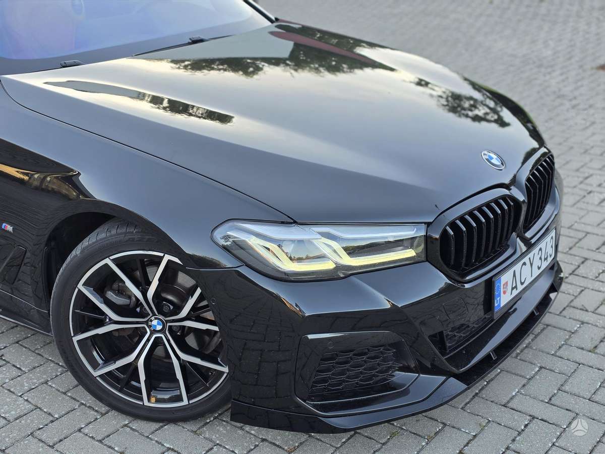 BMW 520, 2.0 l., Седан
