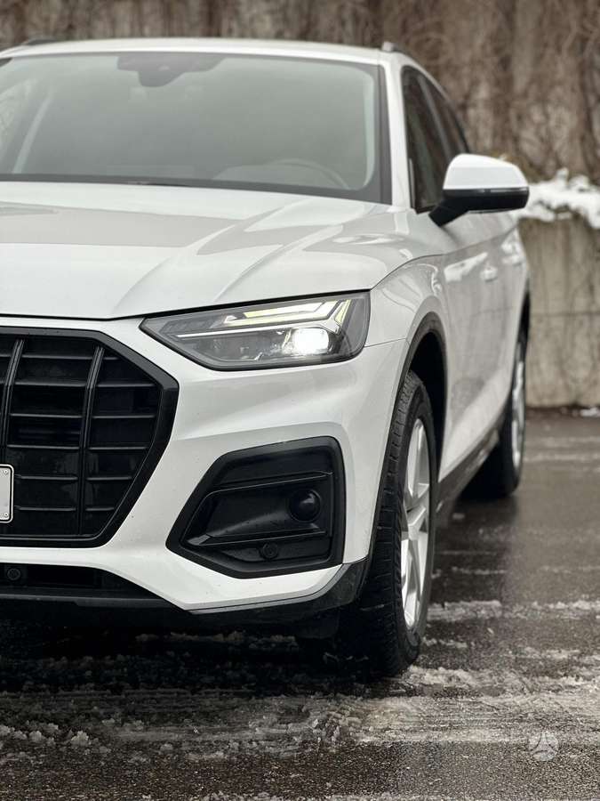 Audi Q5, off-road / crossover