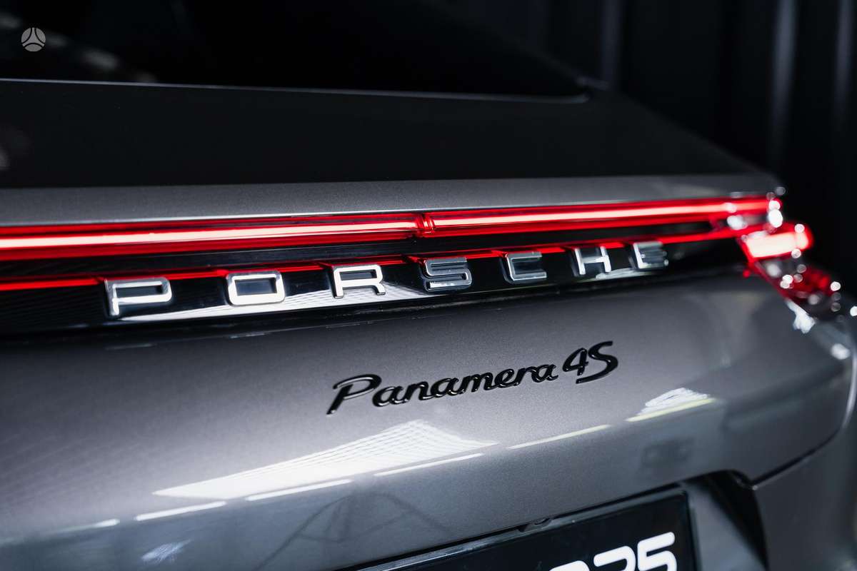 Porsche Panamera, 2.9 l., hatchback
