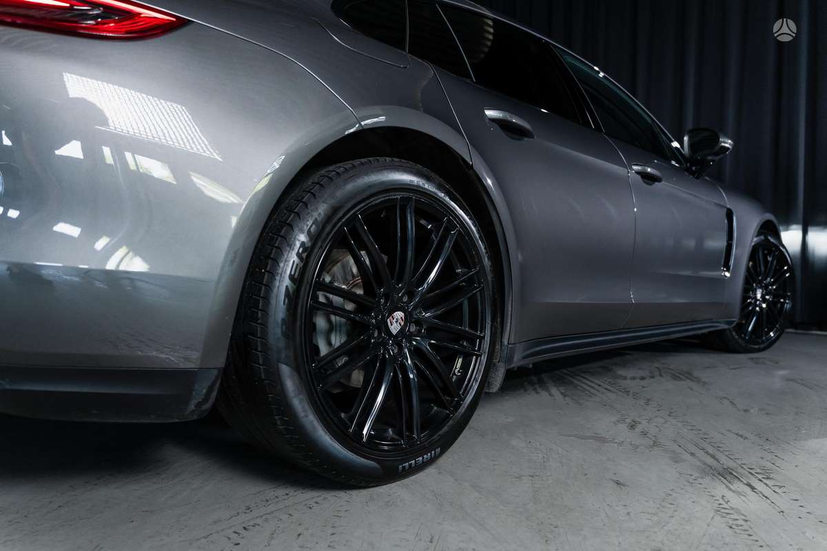 Porsche Panamera, 2.9 l., hatchback