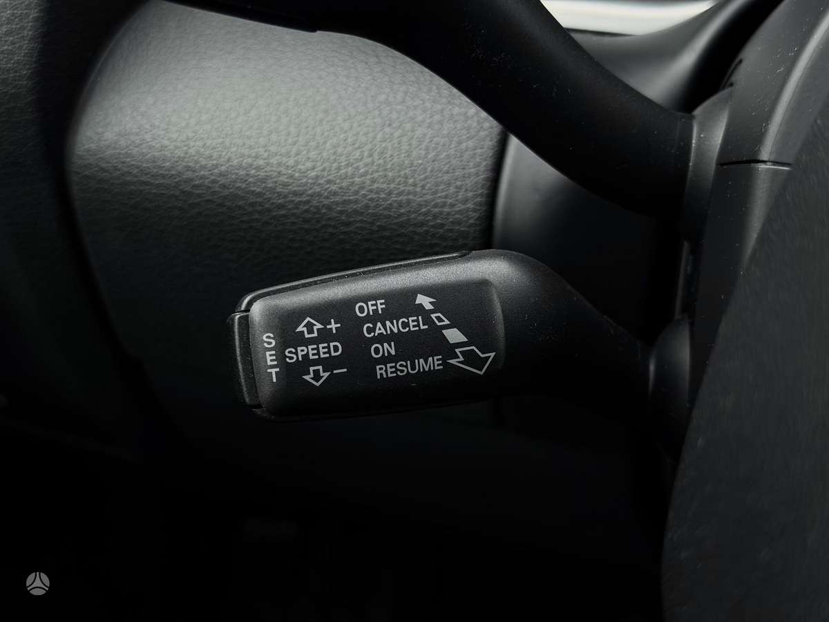 Audi Q7, 3.0 l., off-road / crossover