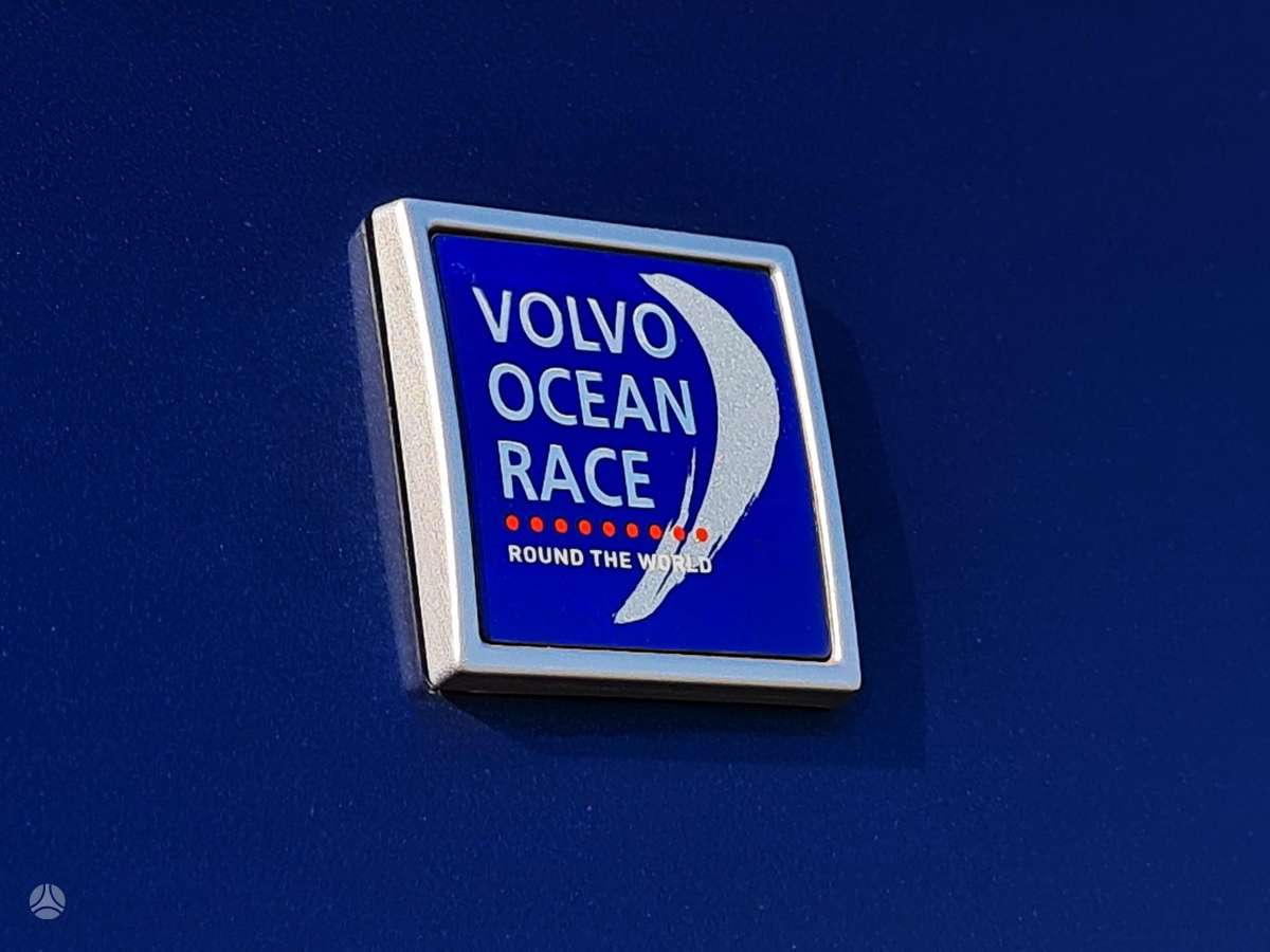 Volvo V40, 2.0 l., hatchback