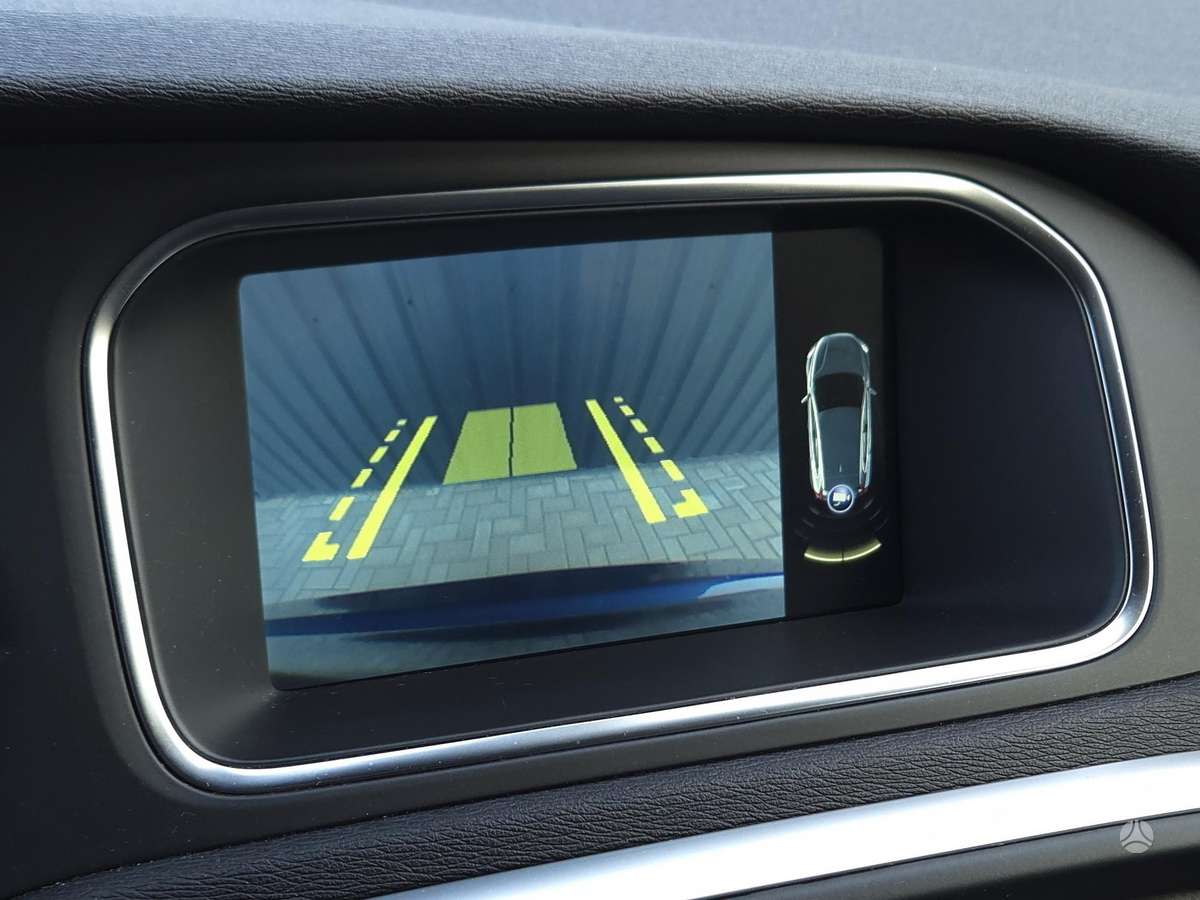 Volvo V40, 2.0 l., hatchback