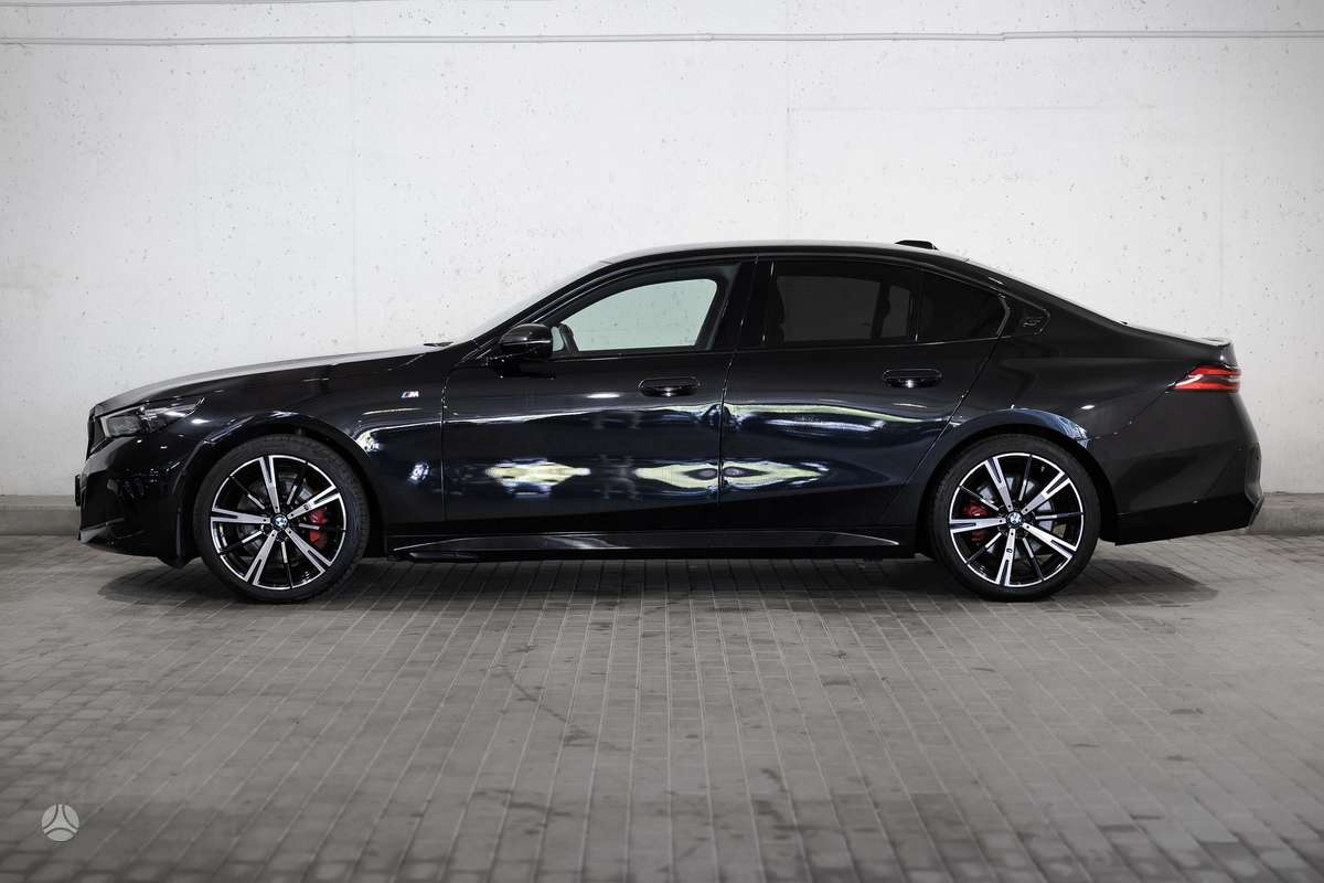 BMW 520, 2.0 l., Седан