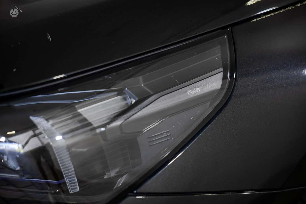 BMW 520, 2.0 l., Седан