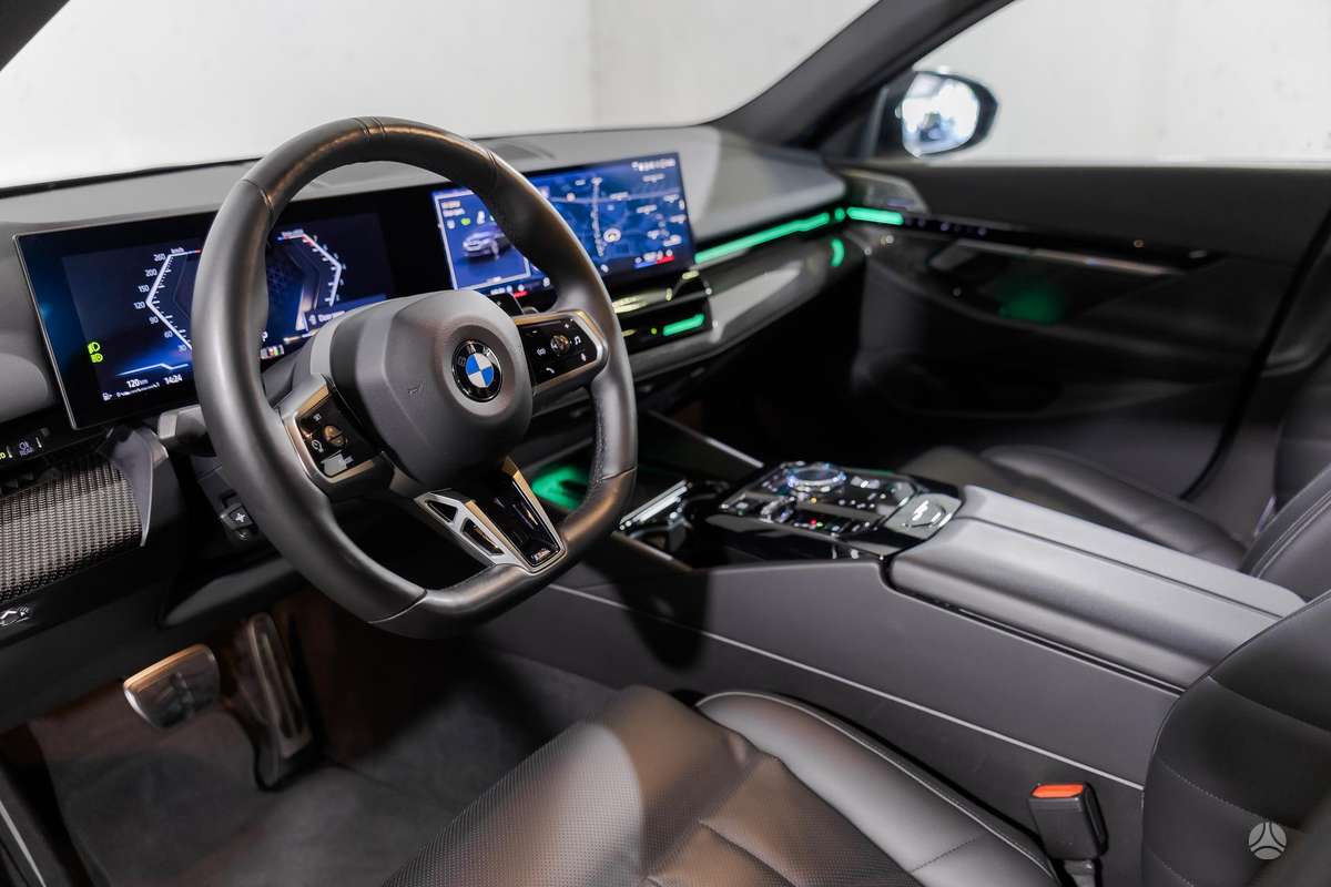 BMW 520, 2.0 l., Седан