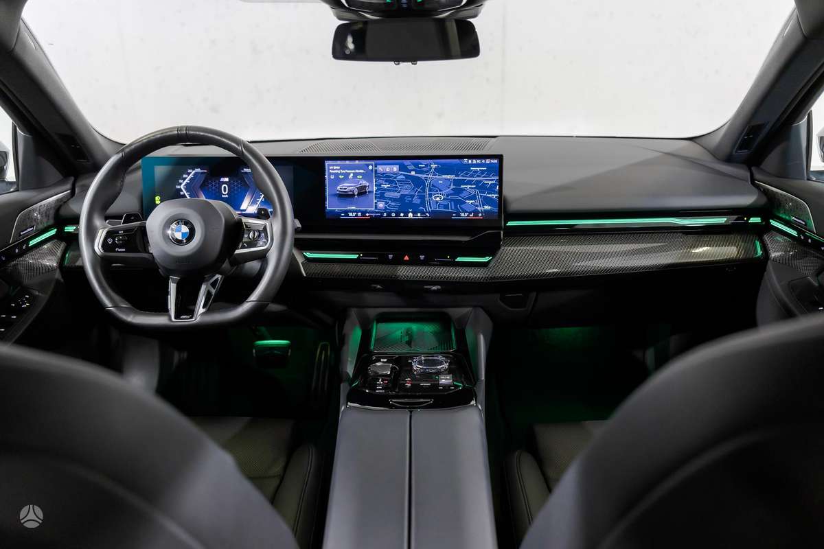 BMW 520, 2.0 l., Седан