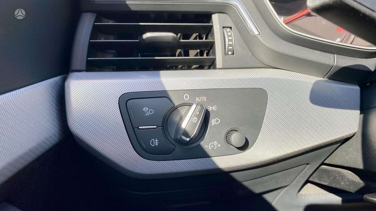 Audi A4, 2.0 l., Универсал