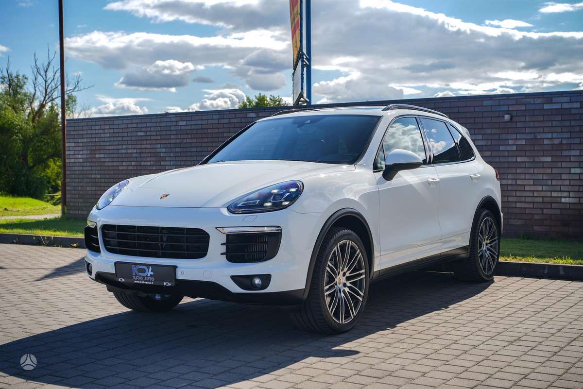 Porsche Cayenne - 3