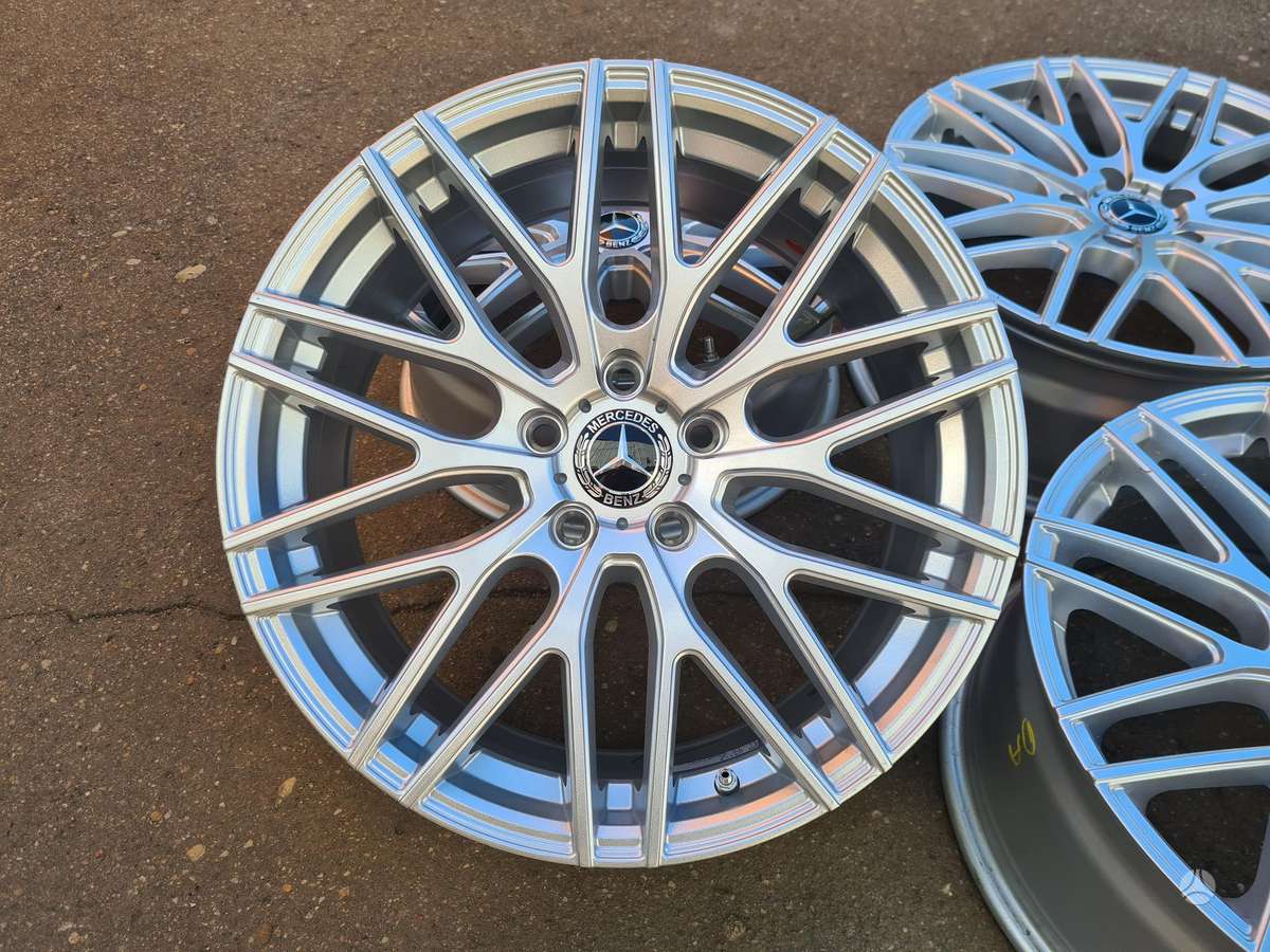 Mercedes-Benz C-Class / E Class, lengvojo lydinio, R18