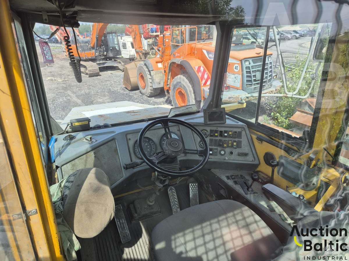Volvo A 30 C, dumpers / tippers