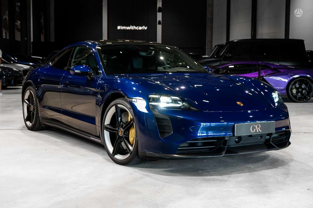 Porsche Taycan - 3