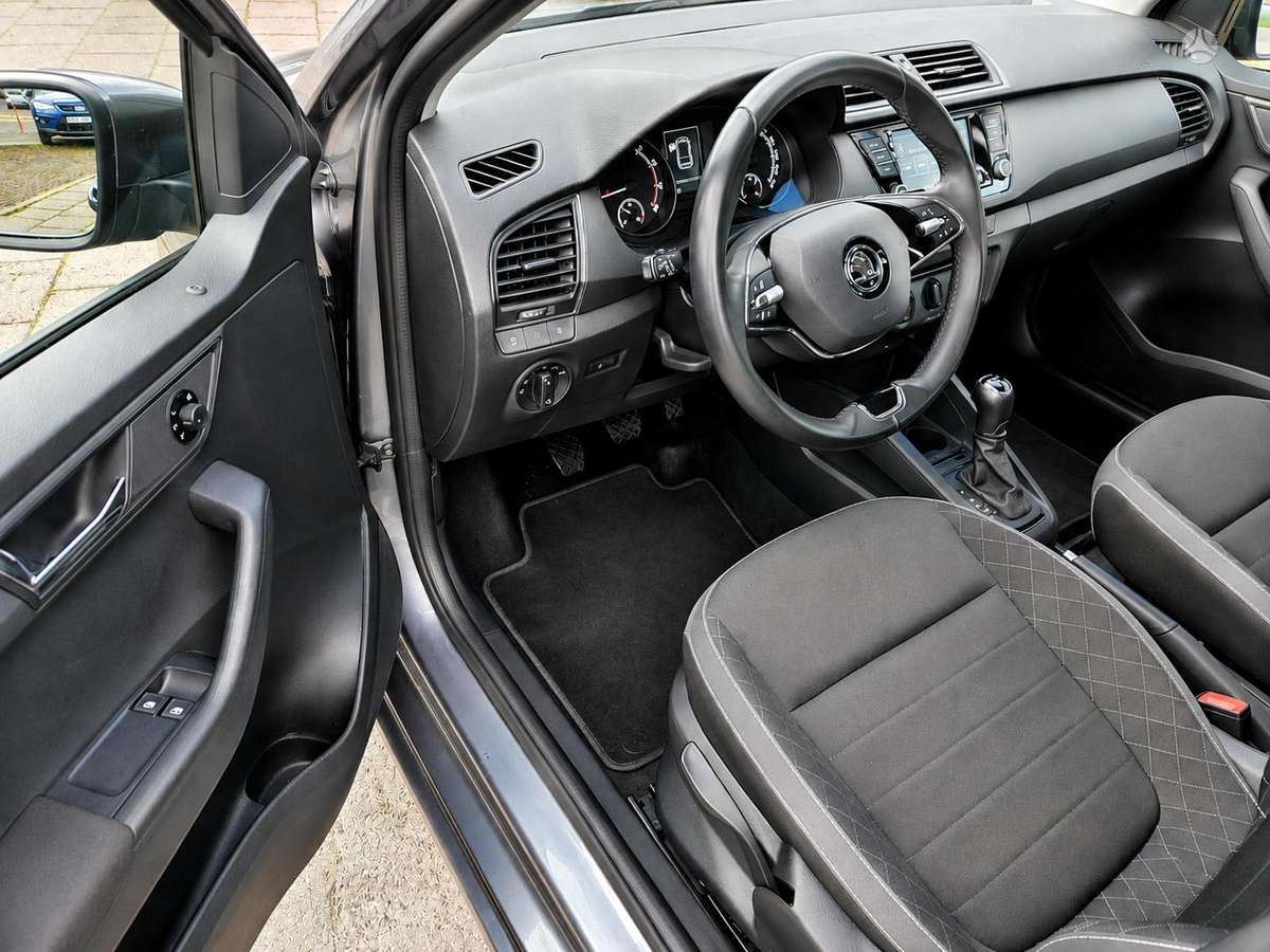 Škoda Fabia - 7