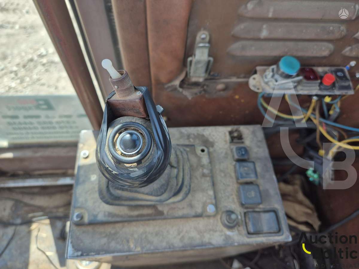 -Kita- Mista RD 165H, грейдеры