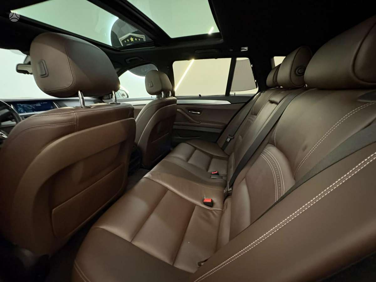 BMW 530, 3.0 l., wagon