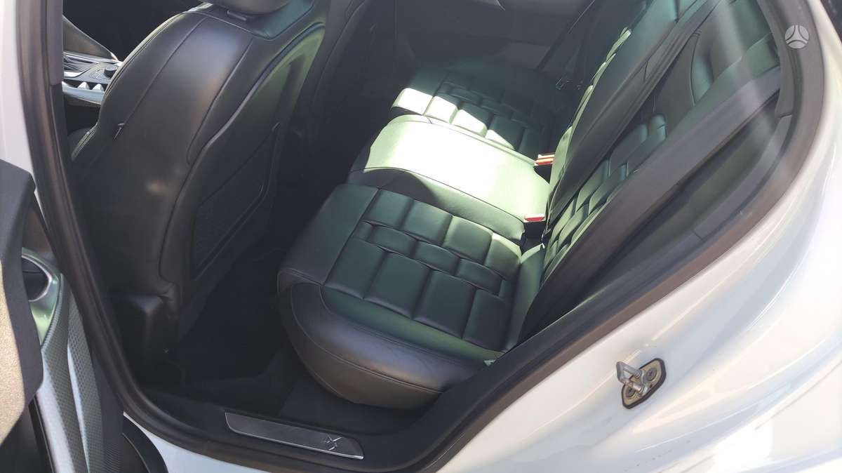 Citroen DS5, 2.0 l., Хэтчбек