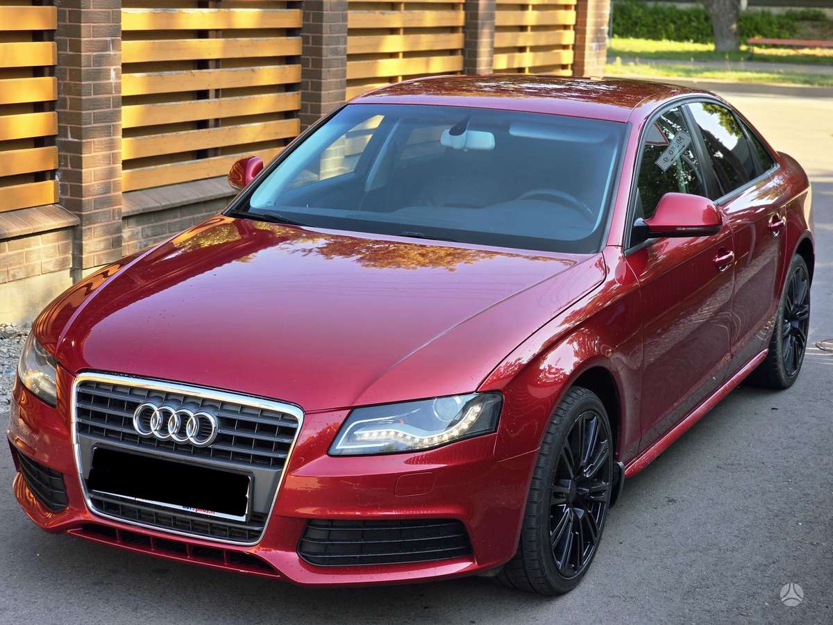Audi A4, 1.8 l., Седан