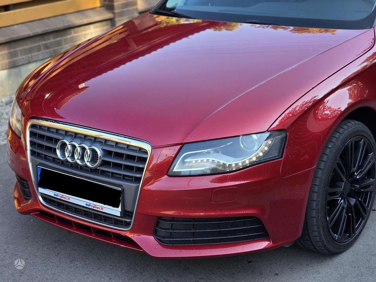 Audi A4, 1.8 l., Седан