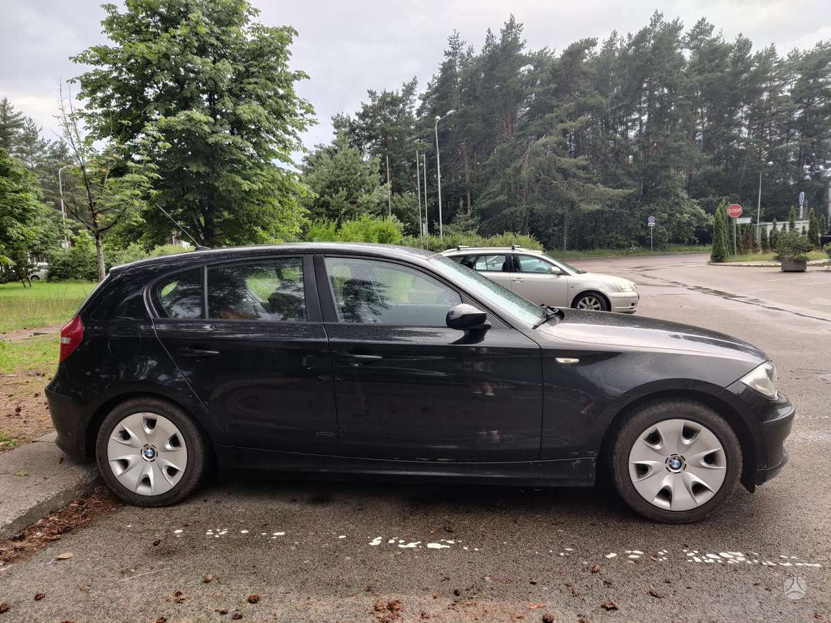 BMW 116, 1.6 l., hatchback